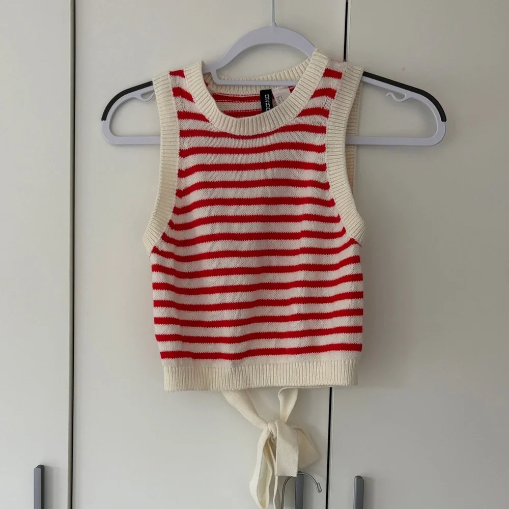 Cream and Red Striped Knit Tie-Back Tank Top - Picture 1 of 4